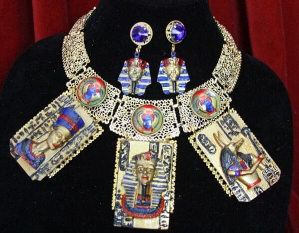 SOLD! 4521 Set Of Egyptian Revival Paraoh Hand Painted 3D Effect Statement Necklace+ Earrings - Image 2