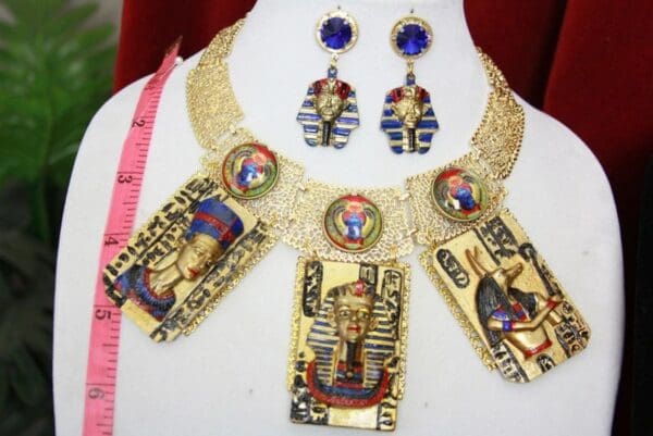 SOLD! 4521 Set Of Egyptian Revival Paraoh Hand Painted 3D Effect Statement Necklace+ Earrings - Image 4