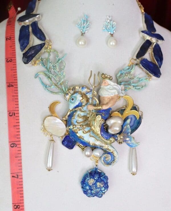 SOLD! 4527 Set Of Genuine Sliced Druzy Agate, Agate, Water Pearls Hand Painted 3D Effect Vivid Neptun Seahorse Shell Unusual Necklace + Earrings - Image 2