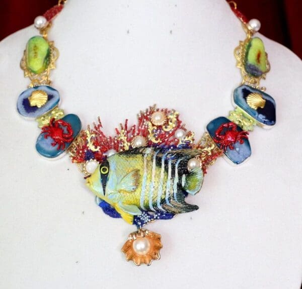 SOLD! 4545 Genuine Agate Hand Painted 3D Effect Vivid Fish Crabs Necklace - Image 8