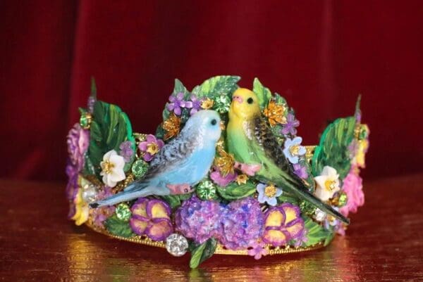 SOLD! 4555 Set Of Hand Painted Art Nouveau Parrots Lilac Flowers Crown+ Earrings - Image 2