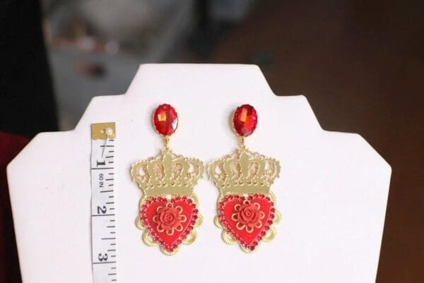 SOLD! 4570 Baroque Red Heart Rose Crown Studs Earrings - Image 8