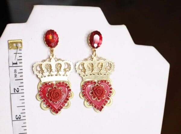 SOLD! 4570 Baroque Red Heart Rose Crown Studs Earrings - Image 9