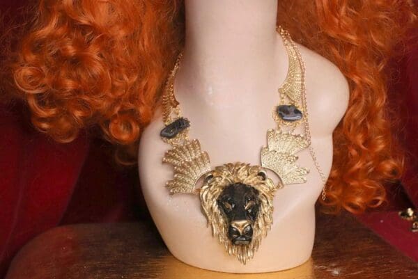 SOLD! 4595 Set Of Genuine Agate Baroque Hand Painted Huge Lion Necklace + Earrings - Image 6