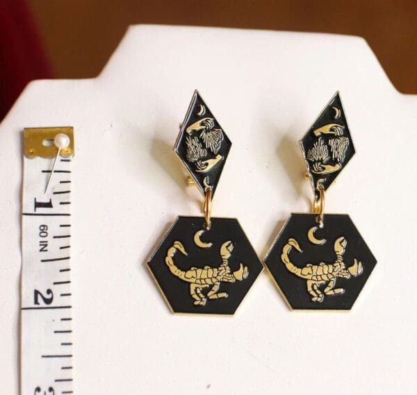 SOLD! 4616 Enamel Goth Scorpion Hands Studs Earrings - Image 5