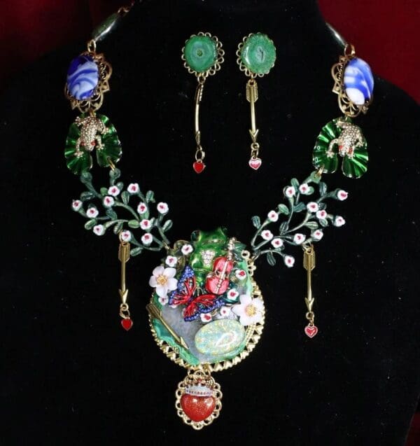 SOLD! 4669 Set Of The Prince Frog Genuine Triplet Opal, Solar Quartz, Sulemani Agates Necklace+ Earrings - Image 6