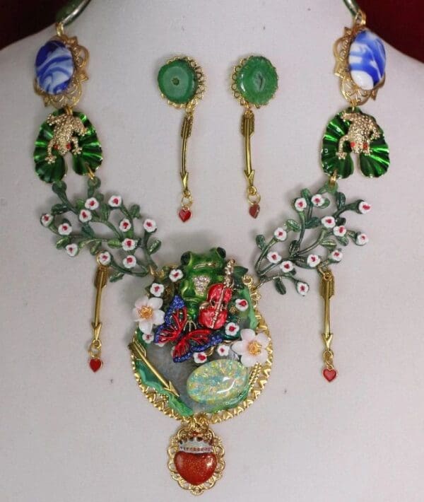 SOLD! 4669 Set Of The Prince Frog Genuine Triplet Opal, Solar Quartz, Sulemani Agates Necklace+ Earrings - Image 3