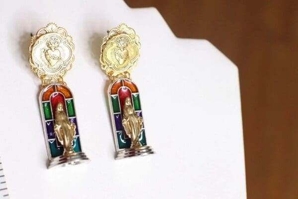 SOLD! 4694 3D Effect Virgin Mary Cathedral Sacred Heart Stunning Studs Earrings - Image 3