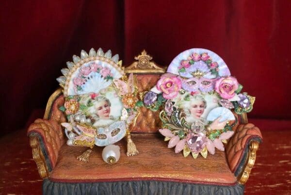 SOLD! 4713 Marie Antoinette Hand Painted Roses Fan Massive Brooch - Image 3