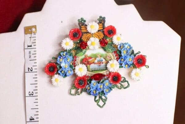 SOLD! 4727 Set Of Ukrainian Revival Poppy Daisy Massive Brooch+ Earrings - Image 6
