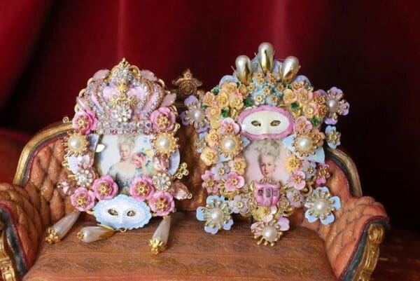SOLD! 4754 Young Marie Antoinette Hand Painted Pearl Fan Massive Brooch - Image 4