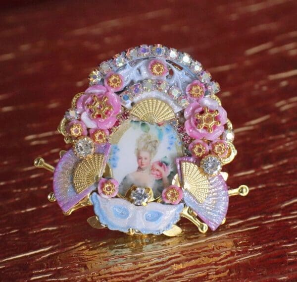 SOLD! 4755 Young Marie Antoinette Hand Painted Cocktail Huge Ring - Image 8