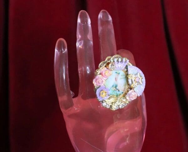 SOLD! 4767 Young Marie Antoinette Hand Painted Aqua Fan Cocktail Adjustable Ring - Image 3