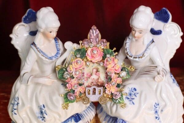 SOLD! 4769 Young Marie Antoinette Hand Painted Roses Carriage Massive Brooch+ Earrings - Image 4