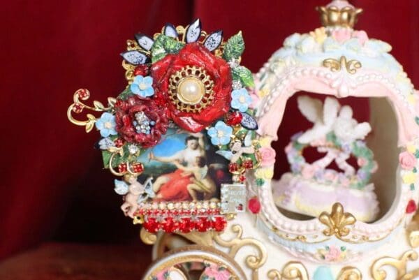 SOLD! 4780 Set Of Batoni Pompeo Rococo Eros Artemisa Paintings Massive Brooch+ Earrings - Image 3