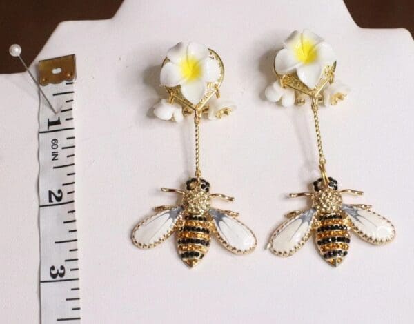 SOLD! 4833 Baroque Sicilian Lemon Flower Enamel Bee Earrings - Image 8