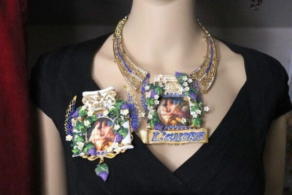 SOLD! 4845 Set Of Rococo Paintings L' amore Cupid Winged Roman Column Unique Hand Painted Massive Brooch+ Earrings - Image 3