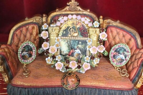 SOLD! 4868 Set Of Rococo Paintings Baiser Unique Hand Painted Massive Brooch+ Earrings - Image 9
