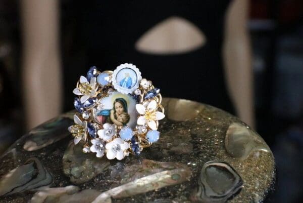 SOLD! 4979 Madonna Virgin Mary Flower Blossom Massive Cocktail Adjustable Ring - Image 9