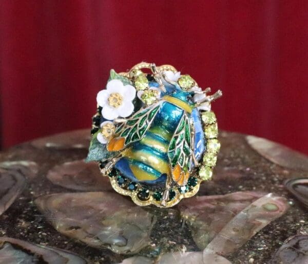 SOLD! 4993 Genuine Huge Solar Quartz Enamel Bee Massive Cocktail Adjustable Ring - Image 9