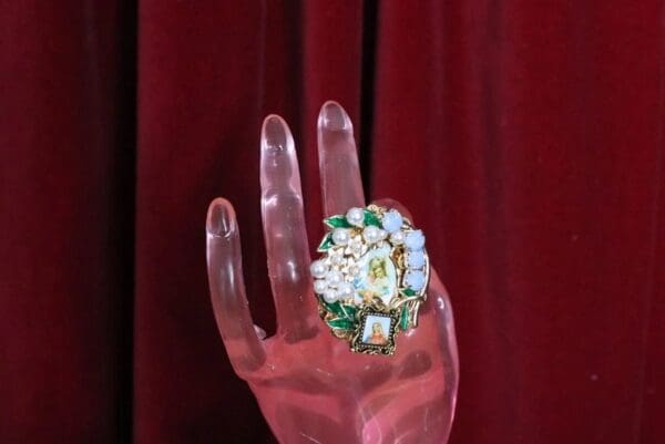 SOLD! 4999 Stunning Pearl Virgin Mary Madonna Cocktail Adjustable Ring - Image 3