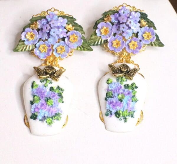 SOLD! 5013 Baroque Hydrangea Vase Cherub Studs - Image 3