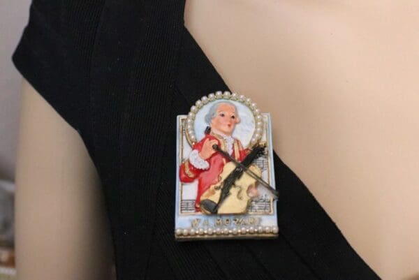 SOLD! 5131 Huge Hand Painted Wolfgang Amadeus Mozart Unique Brooch - Image 2