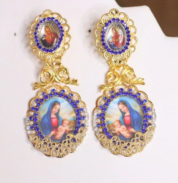 SOLD! 5169 Virgin Mary Madonna Cameo Doble Cameo Blue Earrings Studs - Image 3