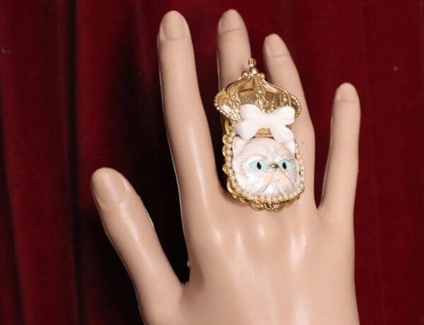 SOLD! 5445 Baroque Enamel Cat Crown Bow Cocktail Adjustable Ring - Image 4