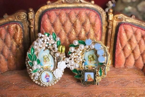 SOLD! 5488 Stunning Pearl Virgin Mary Madonna Cocktail Adjustable Ring - Image 9