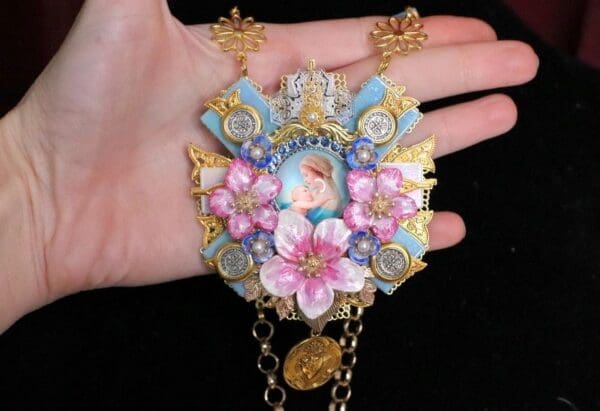 SOLD! 5489 Saint Church Madonna Virgin Mary Pink Orchids Cameo Pendant