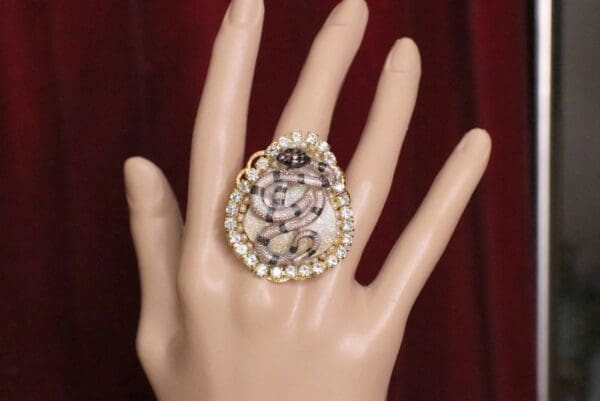 SOLD! 5506 Mother OF Pearls Glitter Snake Cocktail Adjustable Ring - Image 6
