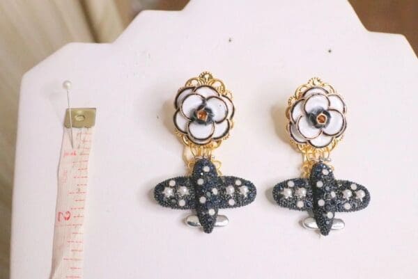 SOLD! 5507 Madame Coco Airplane Camellia Top Earrings Studs - Image 7