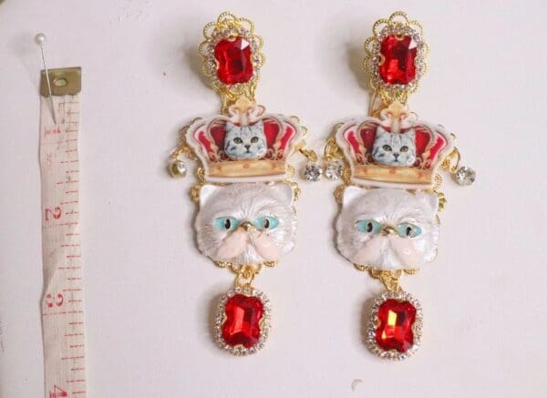 SOLD! 5528 Runway Baroque Enamel Double Cat Crown Simple Earrings - Image 6