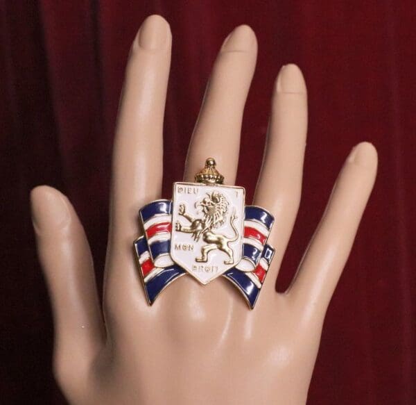 SOLD! 5549 Heraldic Enamel Lion Family Shield Cocktail Adjustable Ring