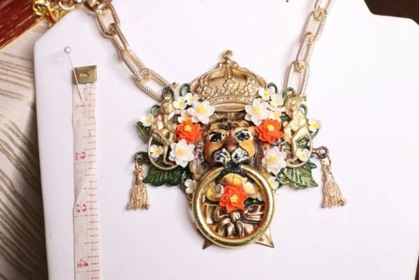 SOLD! 5585 Hand Painted Vivid Lion Crown Huge Pendant Necklace - Image 8