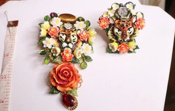 SOLD! 5587 Enamel Hand Painted Vivid Tiger Cocktail Adjustable Ring - Image 8
