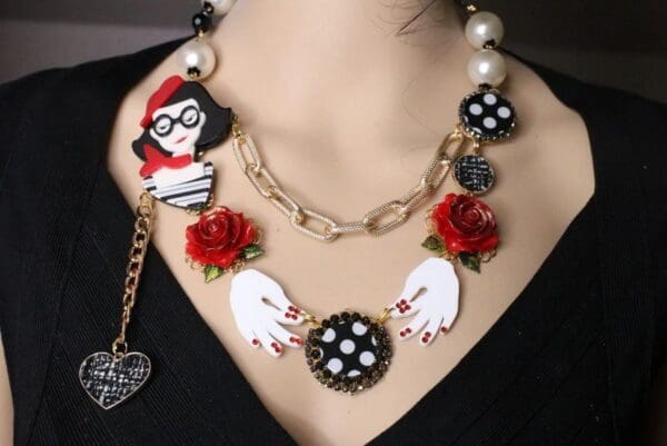 SOLD! 5614 Set Of Pop Art Polka Dot Acrylic Hands Roses Irregular Necklace+ Earrings - Image 8