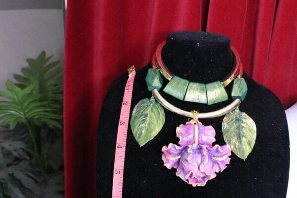 SOLD! 5615 Hand Painted Art Nouveau Iris 3D Effect Unusual Necklace - Image 7
