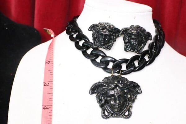 SOLD! 5651 Runway Set Of Baroque Black Medusa Head Necklace+ Earrings - Image 6