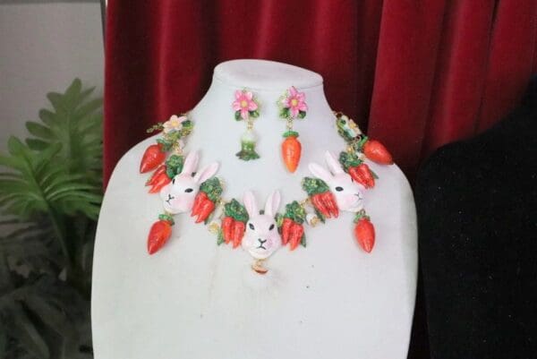 SOLD! 5715 Set Of Adorable Hand Painted Vivid Bunnies Carrots Flower Massive Pendant Necklace - Image 3
