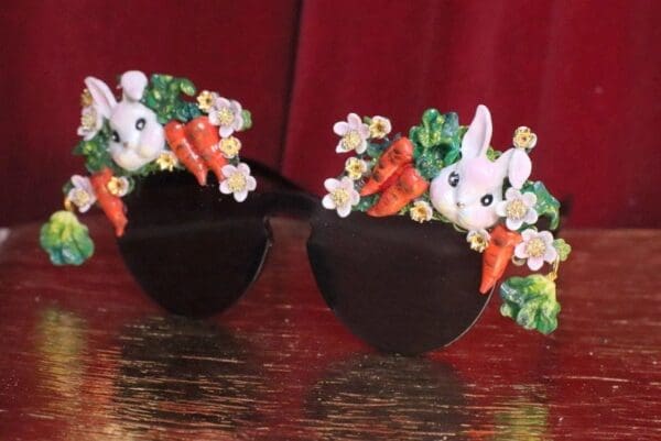 SOLD! 5717 Baroque Hand Painted Adorable Bunnies Carrots Embellished Sunglasses - Image 10