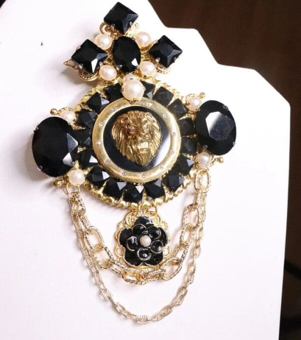 SOLD! 5775 Huge Black Rhinestone Lion Camellia Unique Brooch - Image 7