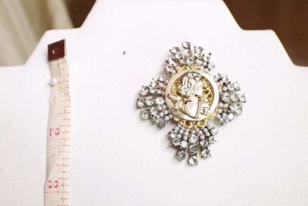 SOLD! 5825 Coco Portrait Classic Clear Rhinestone Elegant Brooch - Image 5