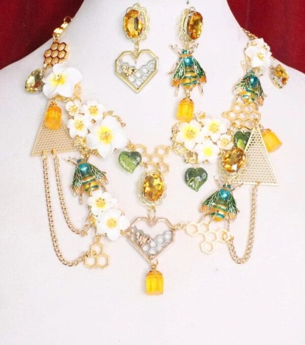 SOLD! 5881 Set Of Art Nouveau Enamel Bee Honey Comb Necklace+ Earrings - Image 10