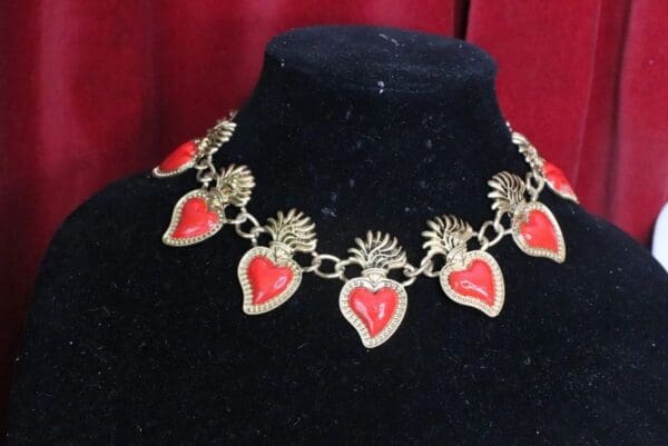 SOLD! 5879 Hand Painted Baroque Sacred Heart Elegant Choker Necklace - Image 7