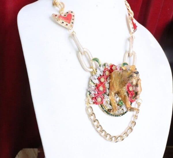 SOLD! 5904 Art Jewelry 3D Effect Hand Painted Vivid Lioness Mom's Love Pendant Necklace - Image 6