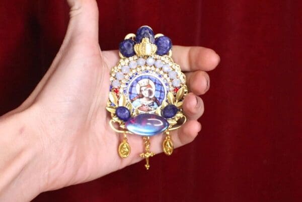 SOLD! 5931 Virgin Mary Round Genuine Sapphire Opal Gemstone Cameo Massive Brooch - Image 8