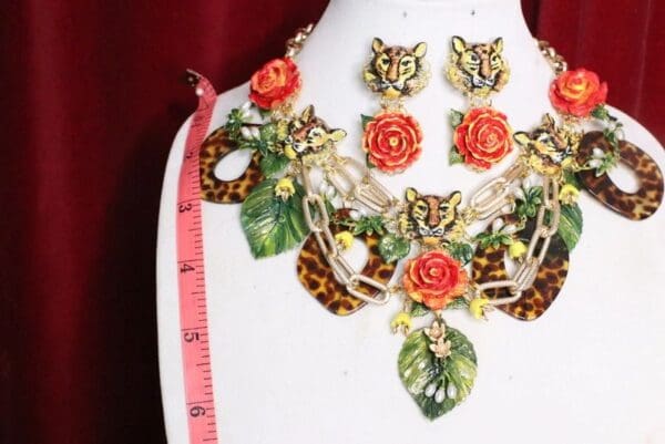 SOLD! 5944 Set Of Art Jewelry Baroque Hand Painted Tigers Roses Necklace+ Earrings - Image 2