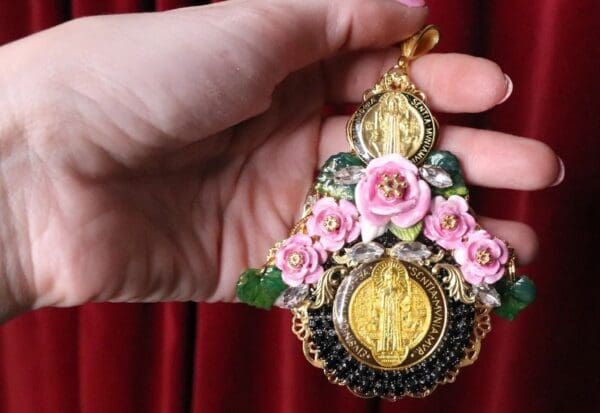 SOLD! 5974 Virgin Mary Pink Gold Roses Massive Pendant - Image 5